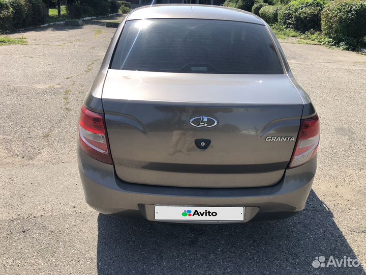 LADA Granta 1.6 МТ, 2018, 200 000 км