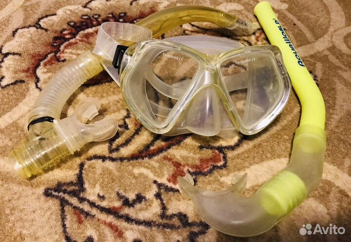 Маска и трубка для плавания