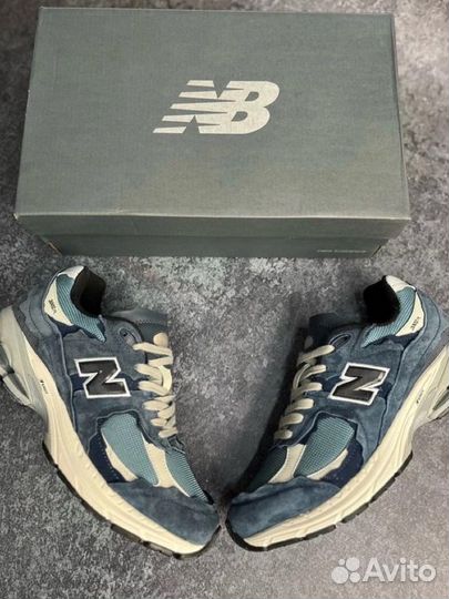 Кроссовки new balance 2002r