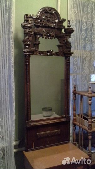 Антикварное зеркало