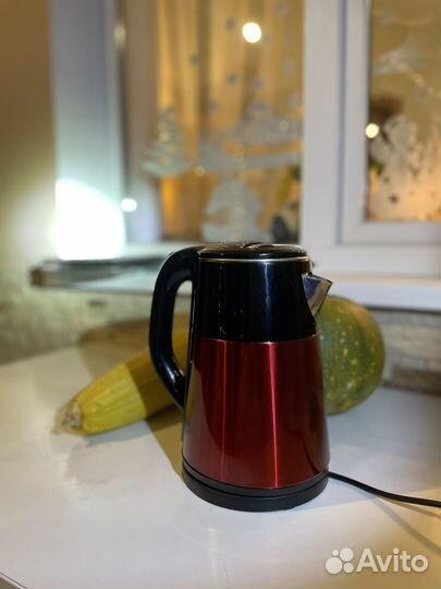 Электрический чайник holberg HK 001 R/BL