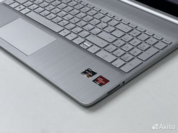 Мощный ноут 8 ядер Ryzen 7 16G озу