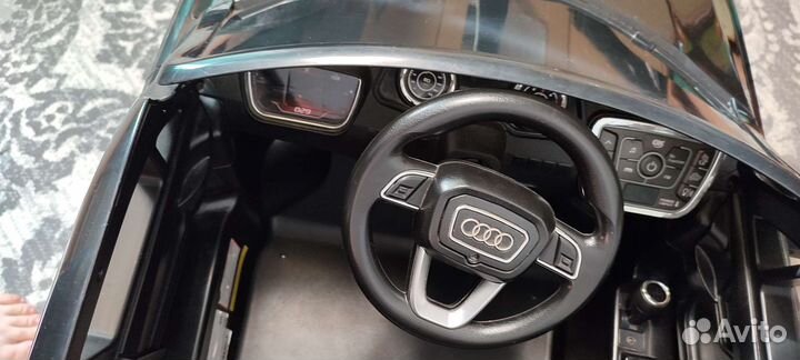 Детский электромобиль бу audi q7