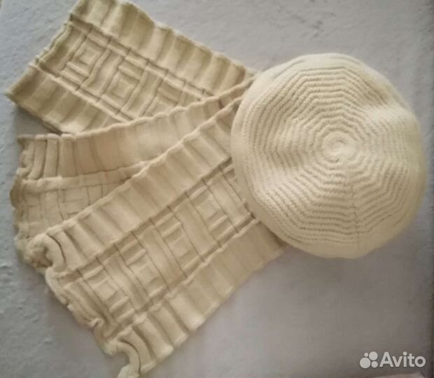 Комплект шапка и шарф женский