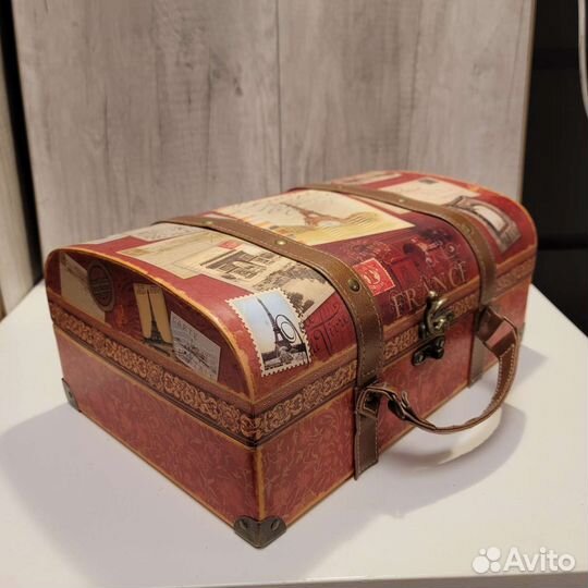 Сундук, шкатулка для украшений