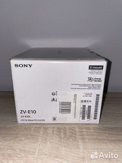 Компактный фотоаппарат Sony ZV-E10