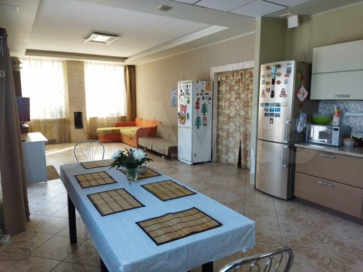 Дом 230 м² на участке 17 сот.