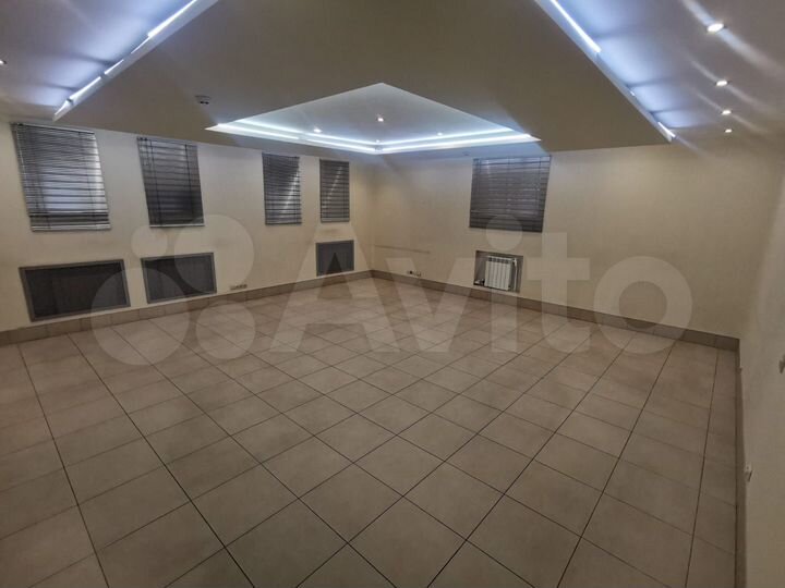 Свободного назначения, 200 м²