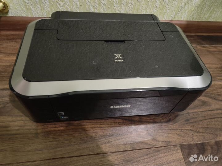 Цветной принтер Canon