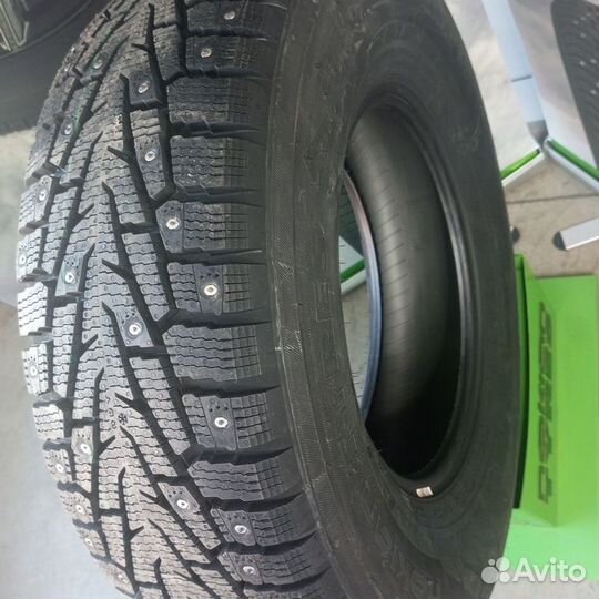 Nokian Tyres Nordman 7 SUV 235/75 R15 105