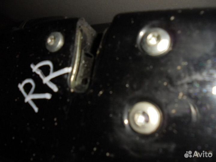 Замок двери задней правой Hyundai Solaris