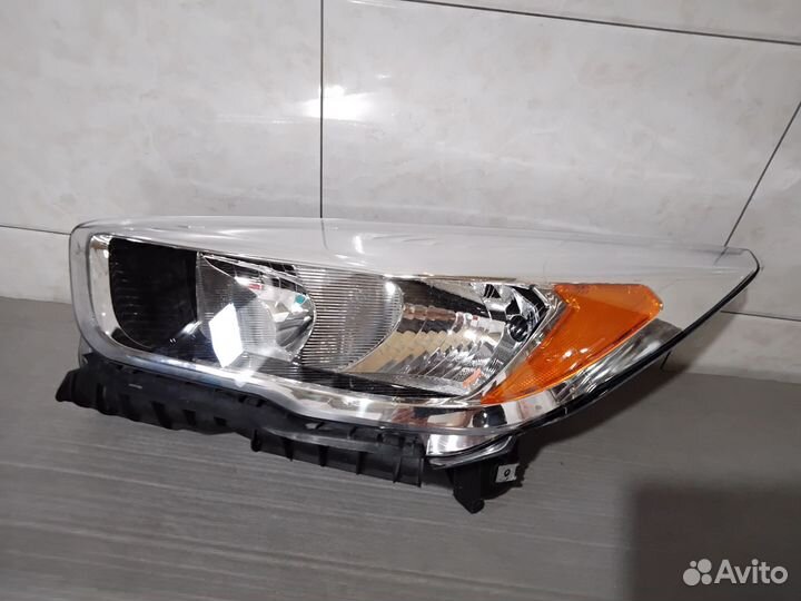 Фара Форд Куга2 рестайлинг галогеновая