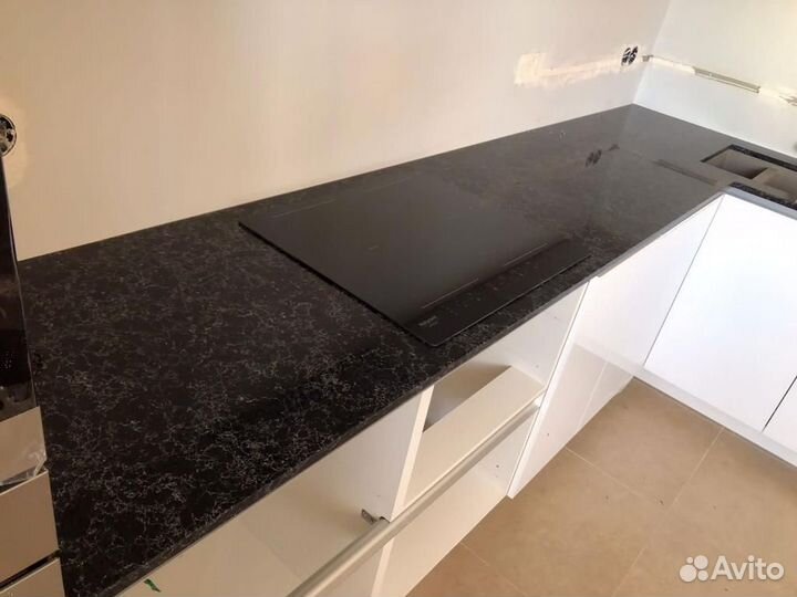 Столешница из кварцевого агломерата камня