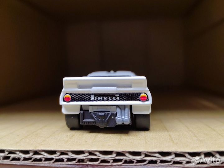 Hot Wheels Lancia Rally 037