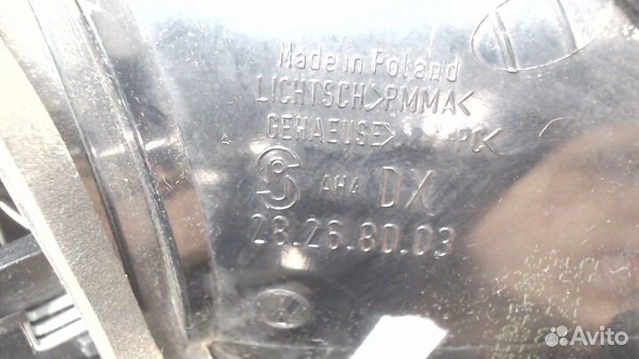 Фонарь крышки багажника Volkswagen Touareg, 2008