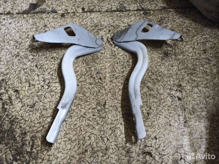 Петли капота hyundai solaris