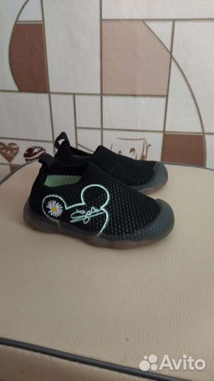 Кроссовки для девочки