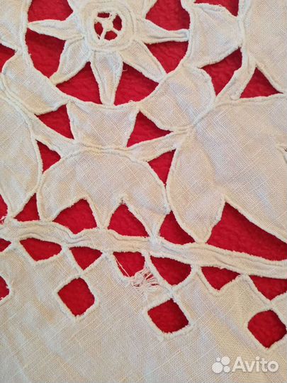 Набор льняной. Подзор и накомодник. Ришелье