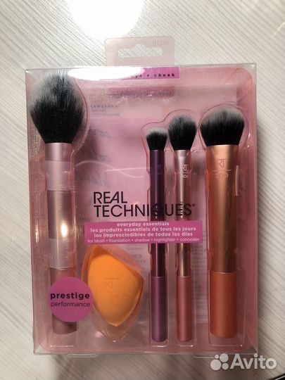 Real techniques кисти и спонж