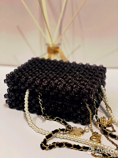 Шкатулка из бусин