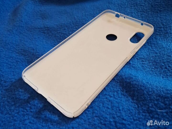 Адаптер Apple, новые амбушюры, чехлы для телефона