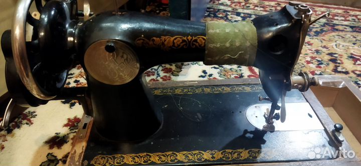 Швейная машина ручная