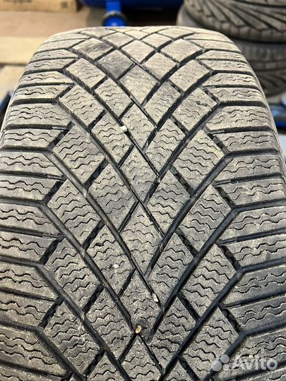 Continental ContiVikingContact 7 225/45 R19 96