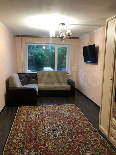 2-к. квартира, 55 м², 1/5 эт.