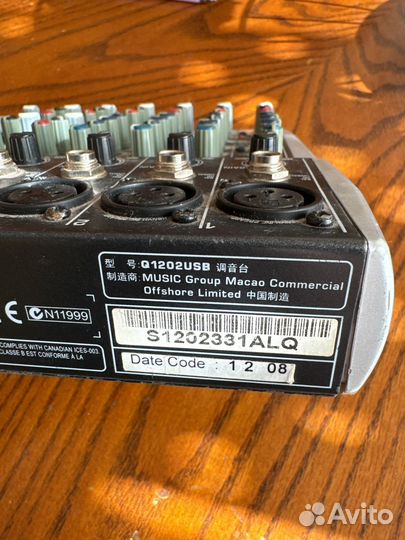 Микшерный пульт Xenyx Q1202 usb