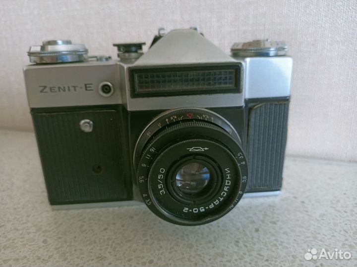 Фотоаппарат Зенит-Е, объектив индустар 50-2