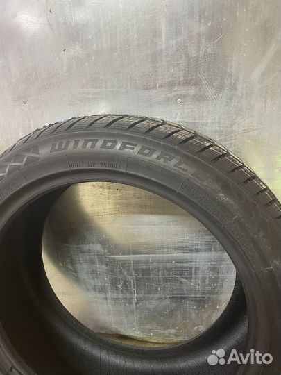 Windforce Snowblazer UHP 205/50 R17 93V