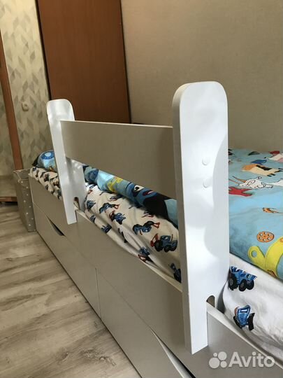 Детский защитный бортик (барьер) для кровати