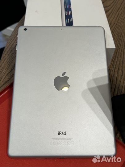 iPad air 1 поколения