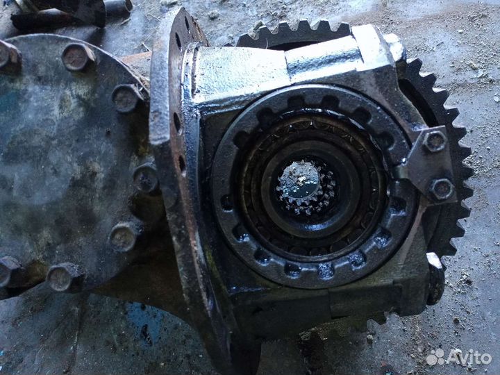 Редуктор на камаз передний