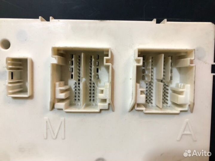 Блок сам Mercedes Benz W447