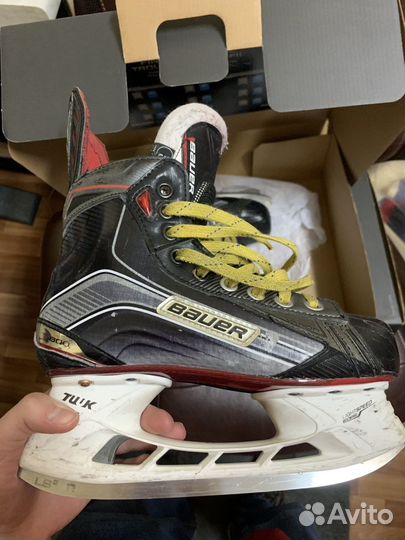 Коньки bauer vapor x800