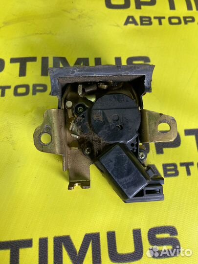 Замок крышки багажника Geely GC6