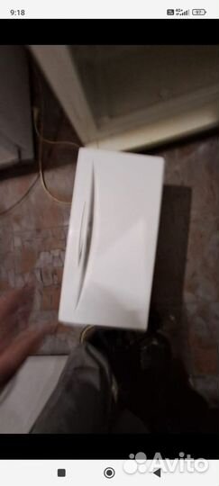 Пластиковый ящик