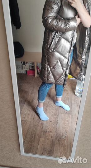 Зимний пуховик и сапоги