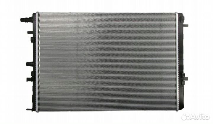 Новый радиатор двигателя из Европы Valeo 701396