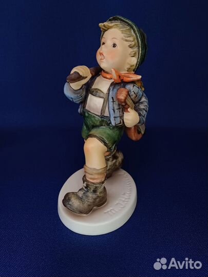 Статуэтка Goebel M.I.Hummel.Путешественник