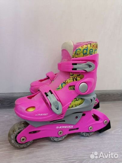 Роликовые коньки