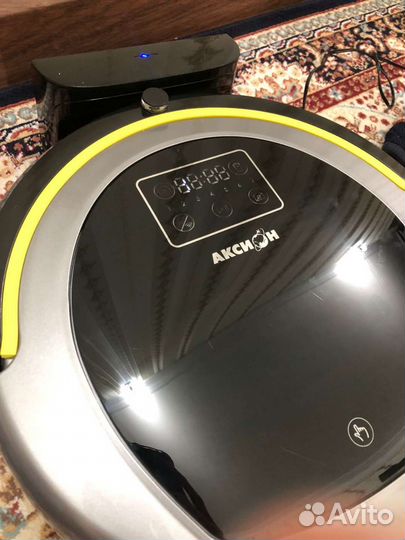 Робот пылесос аксион