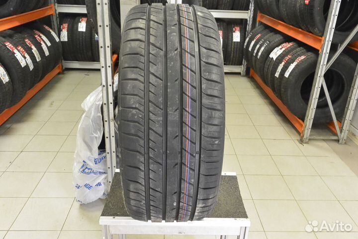 Bearway BW118 255/40 R20 101W