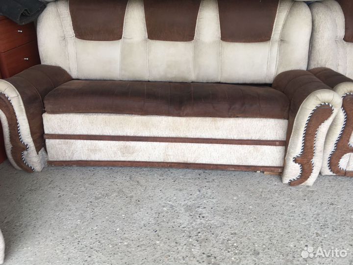 Диван и 2 кресла