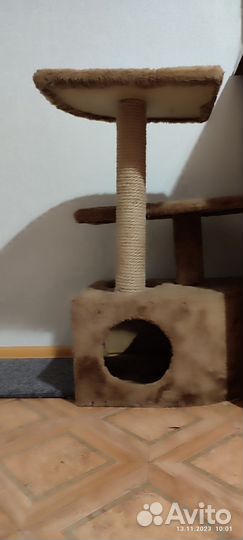 Домик для кошки с когтеточкой