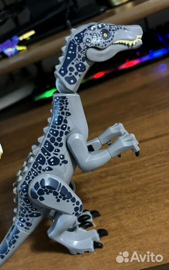 Лего фигурки Диназавров