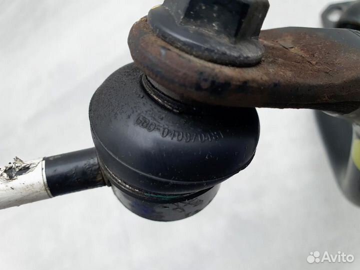 Стабилизатор поперечной устойчивости задний