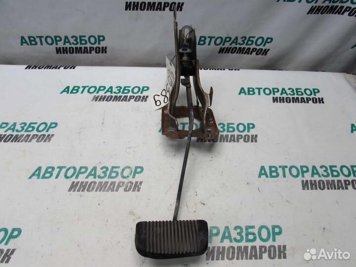 Педаль тормоза для Toyota Carina 5 1987-1992г