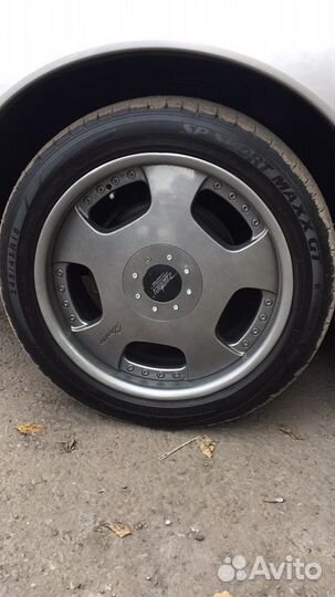 Dunlop Axiom Plus 275/40 R18